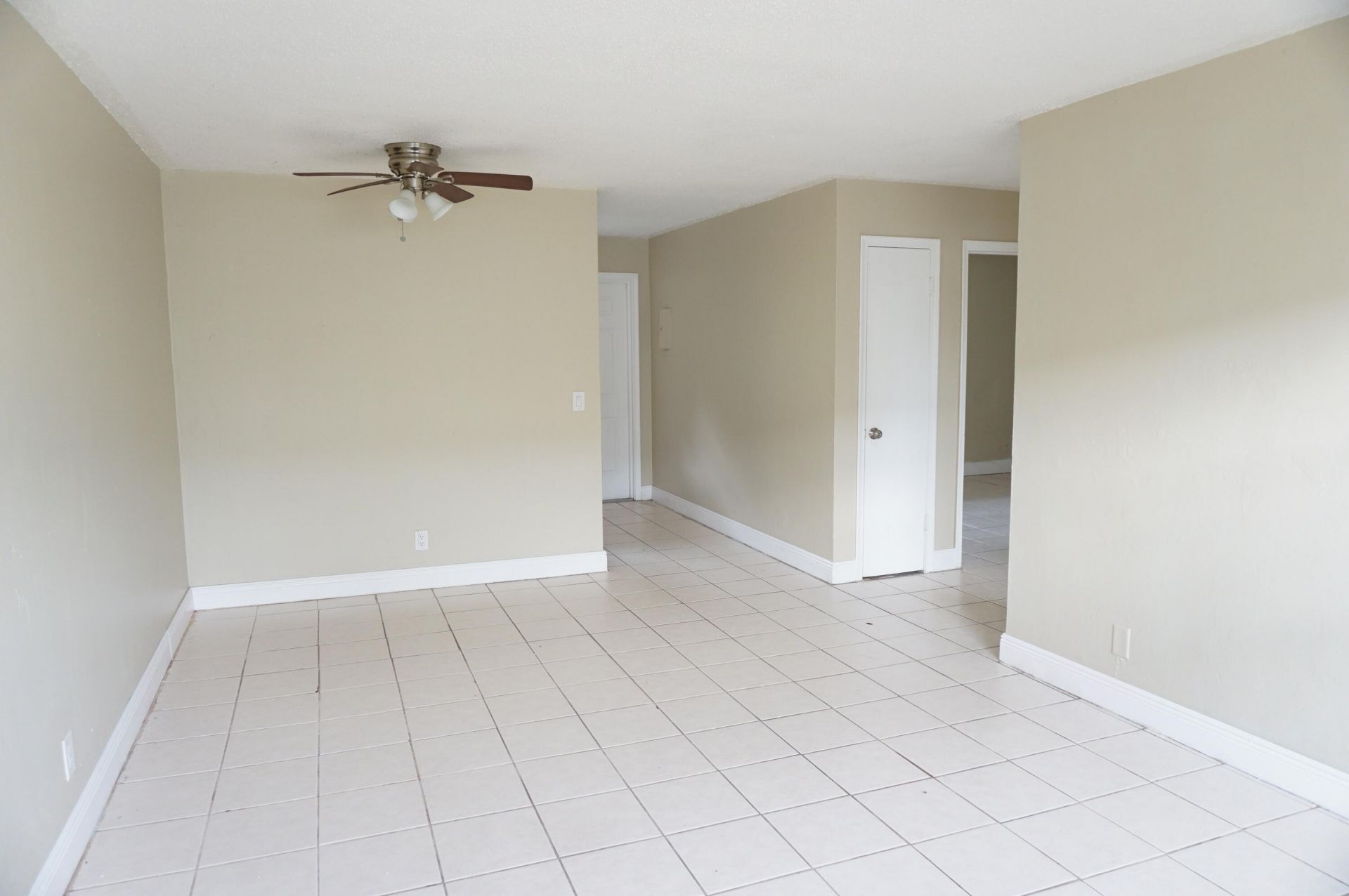1601 W 37th Street, Unit 6, Riviera Beach, FL 33404 Photo