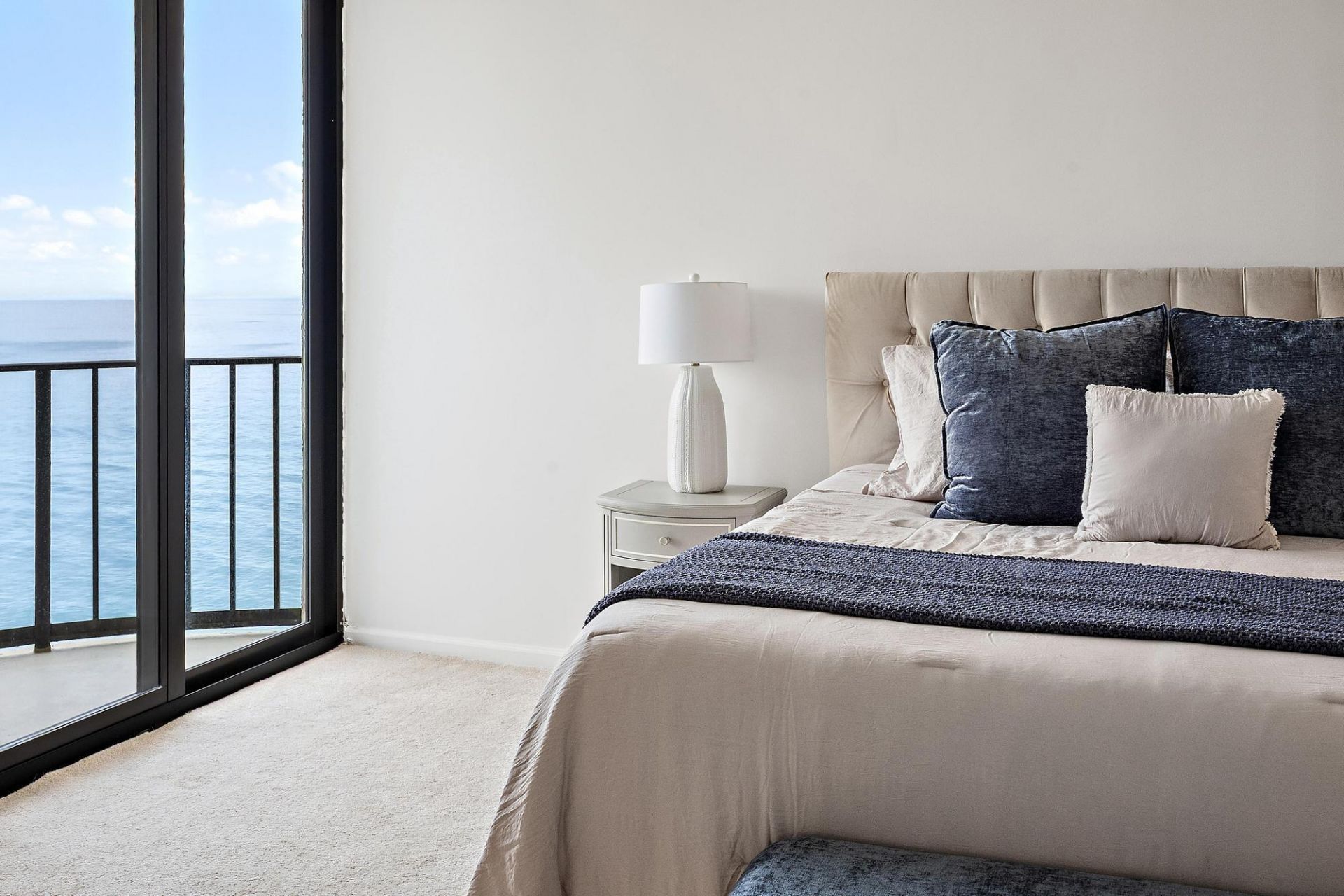 5420 N Ocean Drive, Unit 1803, Singer Island, FL 33404 Photo