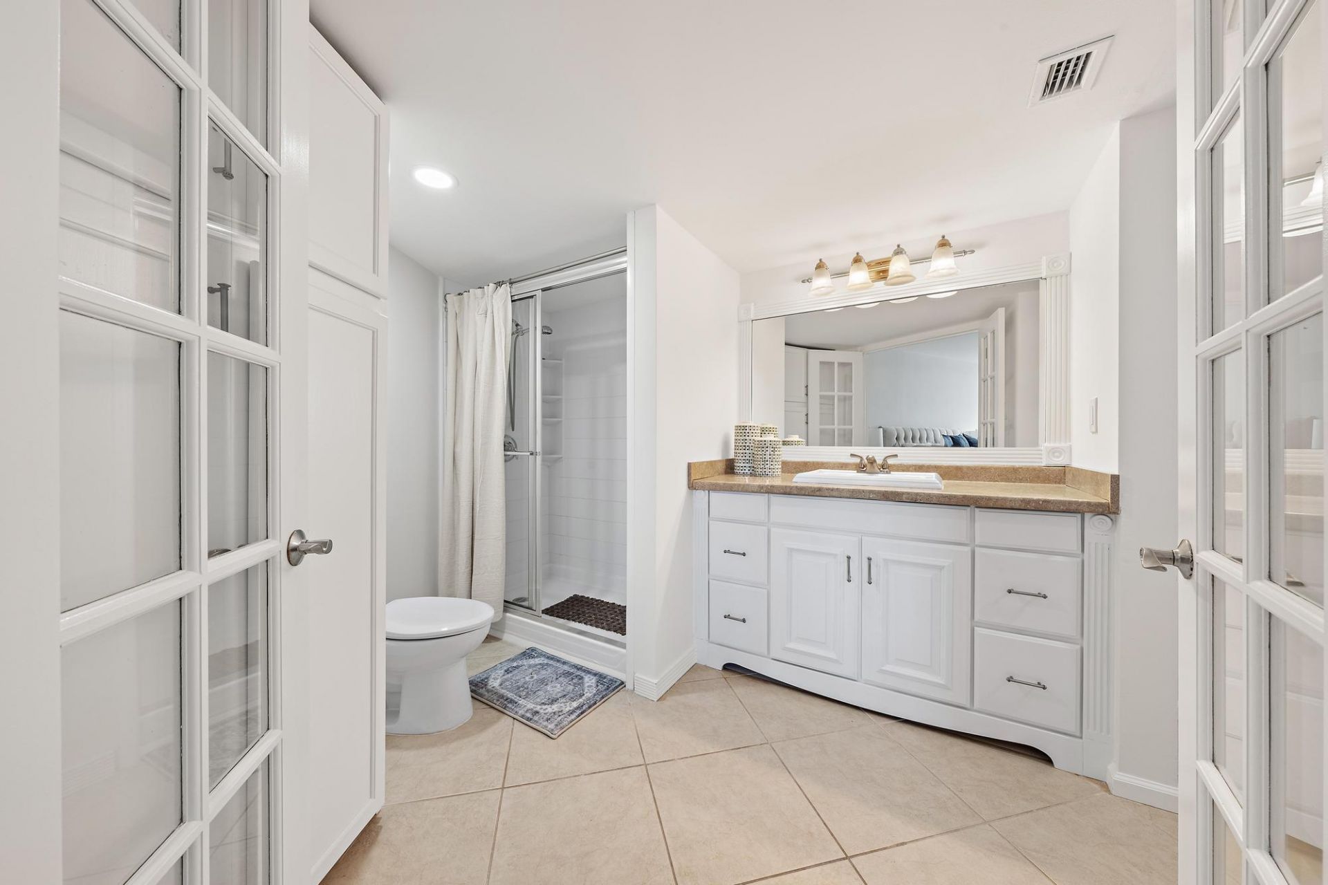 5420 N Ocean Drive, Unit 1803, Singer Island, FL 33404 Photo