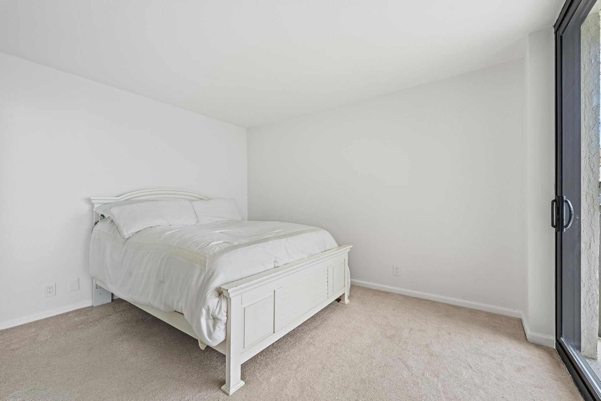 5420 N Ocean Drive, Unit 1803, Singer Island, FL 33404 Photo
