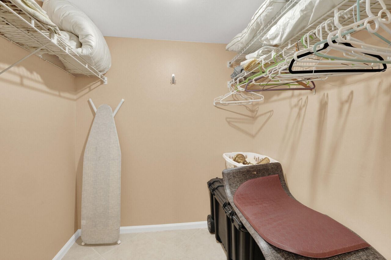 5420 N Ocean Drive, Unit 1803, Singer Island, FL 33404 Photo