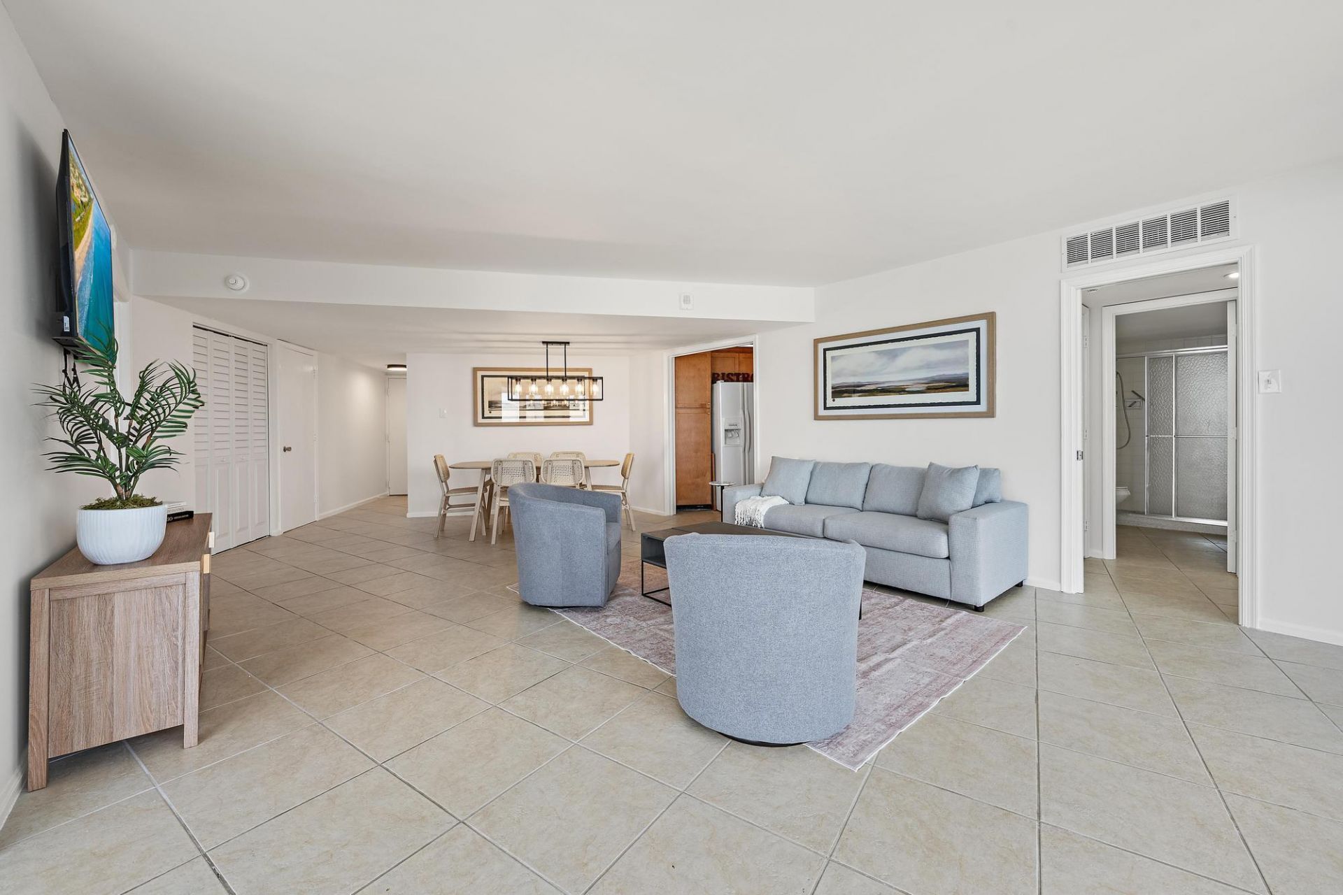 5420 N Ocean Drive, Unit 1803, Singer Island, FL 33404 Photo