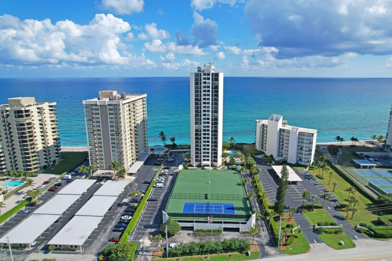 5420 N Ocean Drive, Unit 1803, Singer Island, FL 33404 Photo