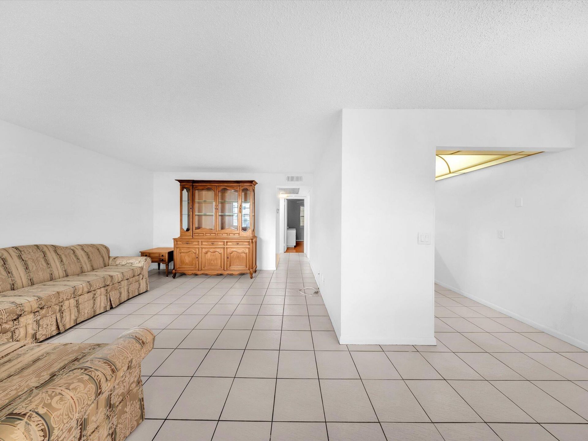 43 Windsor, Unit C, West Palm Beach, FL 33417 Photo