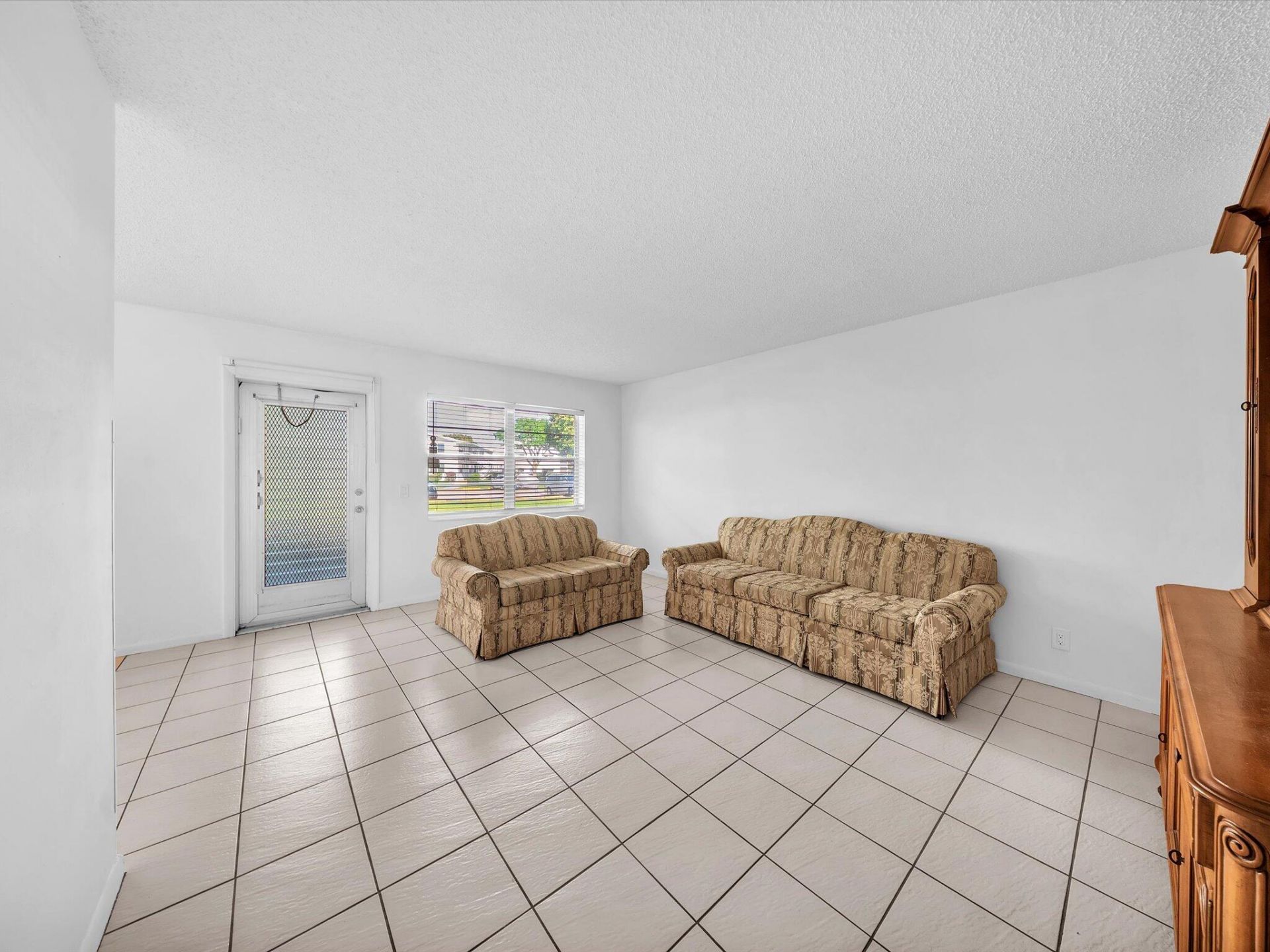 43 Windsor, Unit C, West Palm Beach, FL 33417 Photo