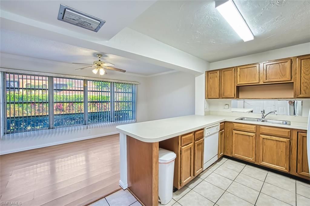 6898 Sandtrap Dr, Unit 1, Fort Myers, FL 33919 Photo