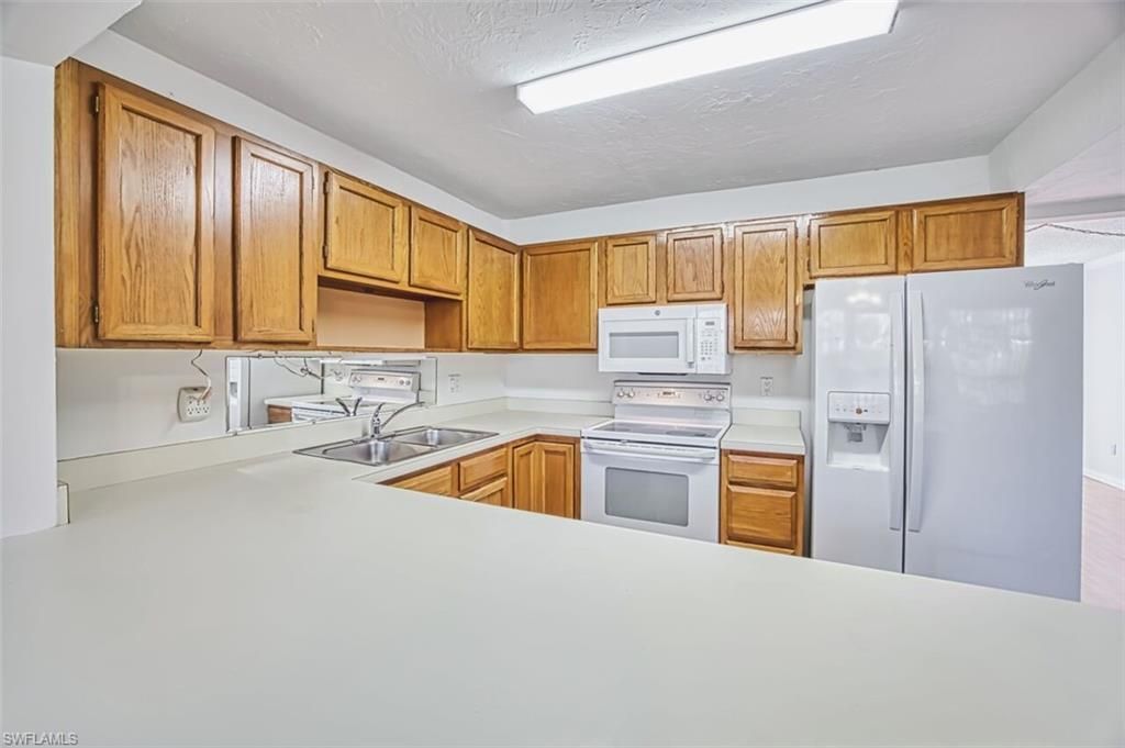 6898 Sandtrap Dr, Unit 1, Fort Myers, FL 33919 Photo