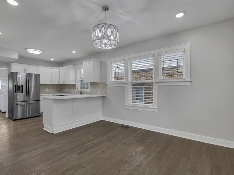 1745 Sullivant Avenue , Columbus, OH 43223 Photo 3