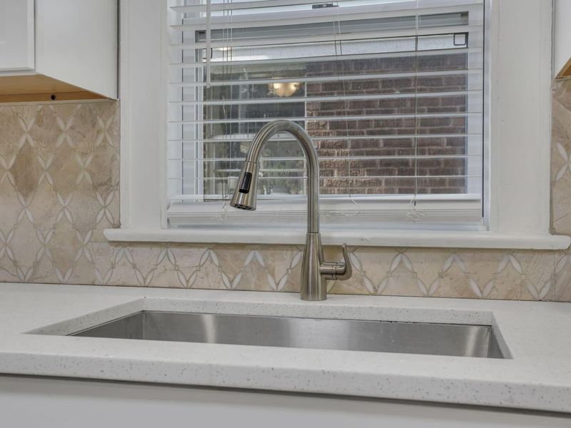 1745 Sullivant Avenue , Columbus, OH 43223 Photo 6