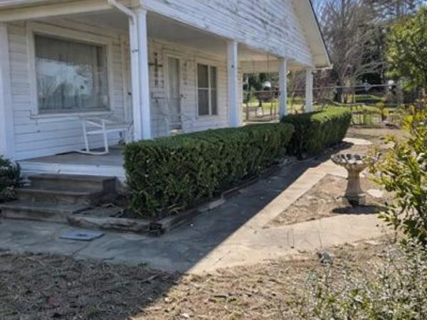 115 N Adkisson Lane, Jewett, TX 75846