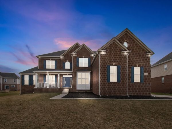 51083 Meadowlands Lane, Canton, MI 48188