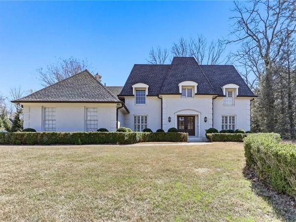 197 Club Drive, Gainesville, GA 30506