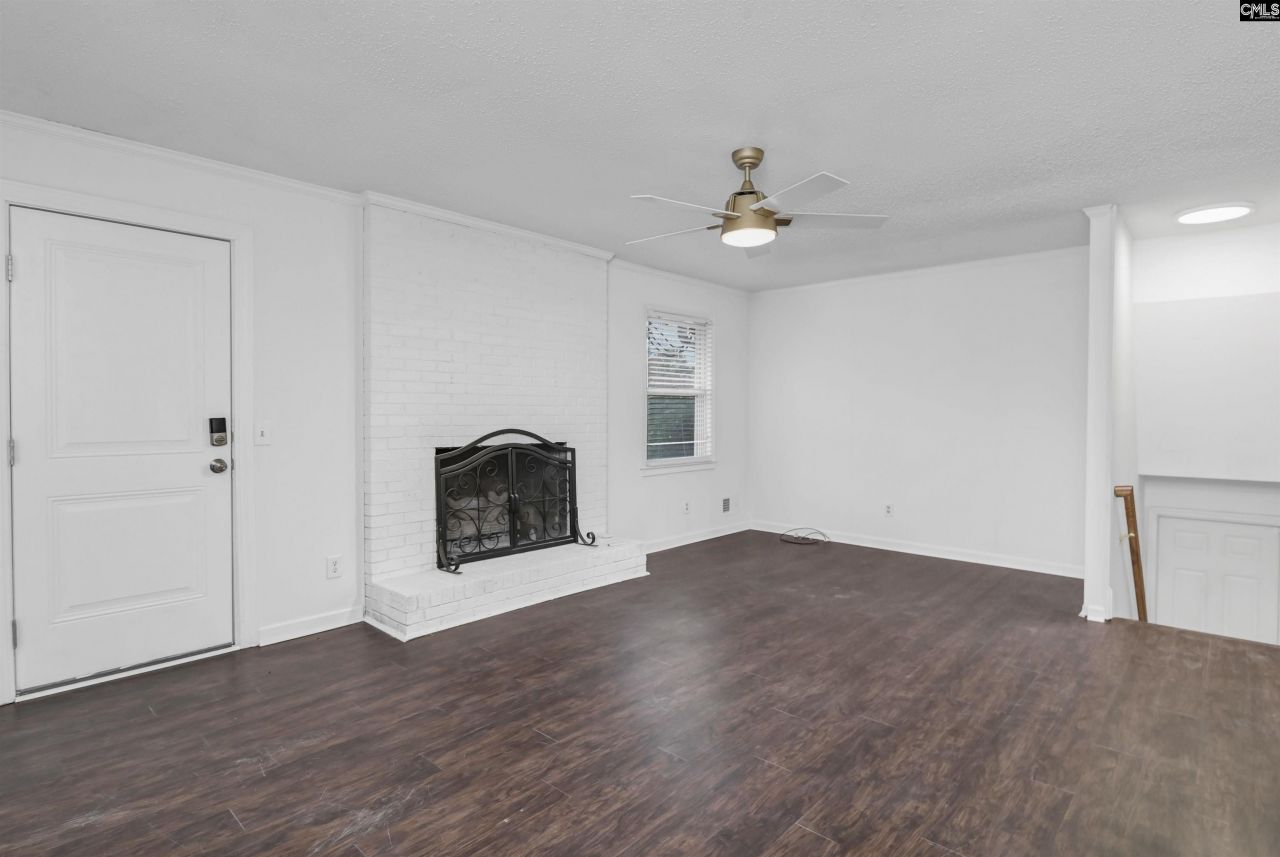 9829 Highgate Road Photo 14