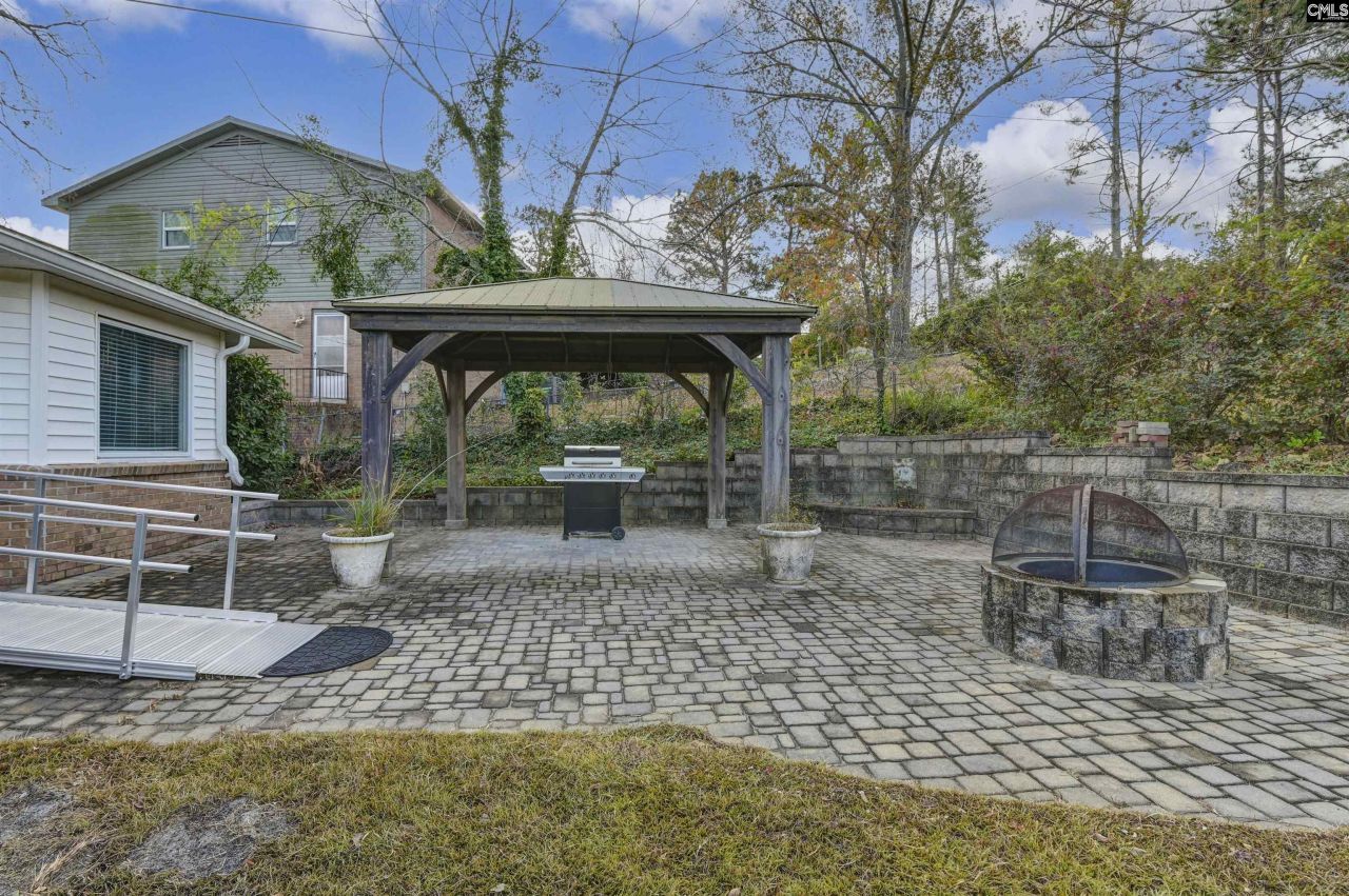 9829 Highgate Road Photo 29