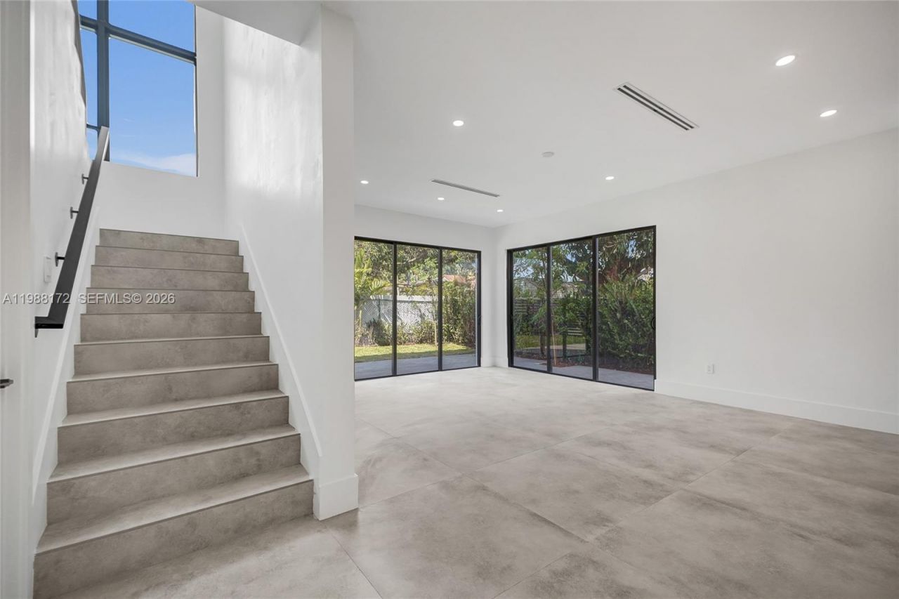 2421 SW 16th Terrace, Miami, FL 33145 Photo