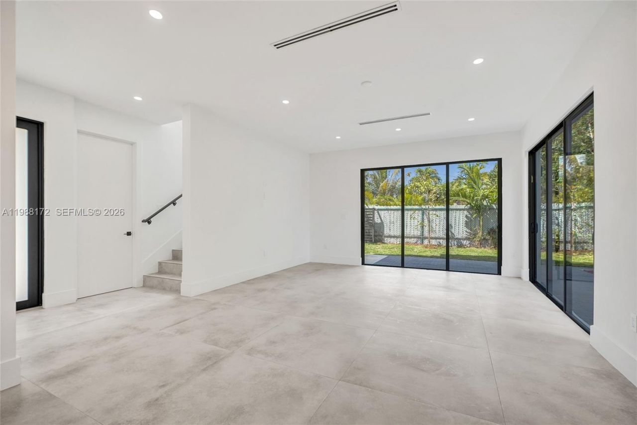 2421 SW 16th Terrace, Miami, FL 33145 Photo