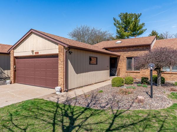 4231 26th Avenue , Moline, IL 61265