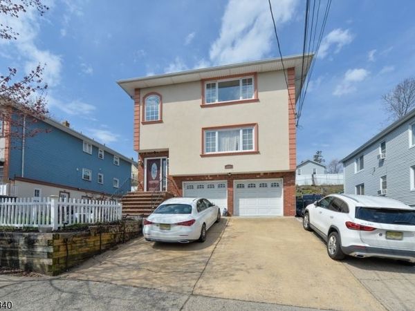 100 Eastern Way, Rutherford, NJ 07070