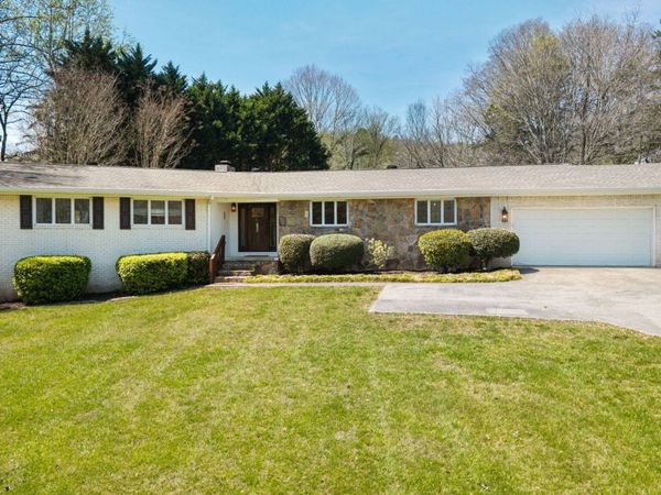 1513 Everhart Drive NW, Cleveland, TN 37311