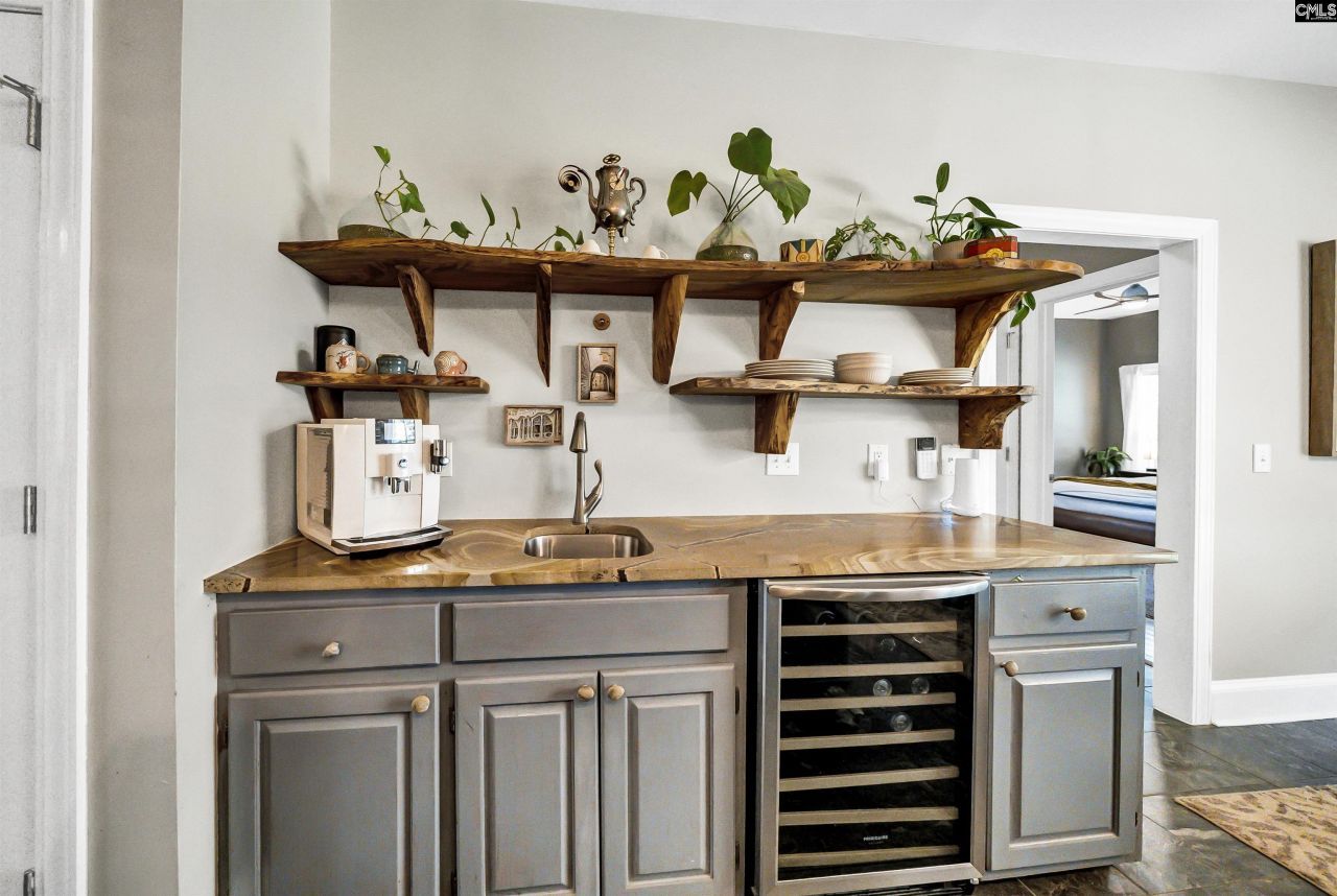 1310 Farming Creek Road  Photo 17