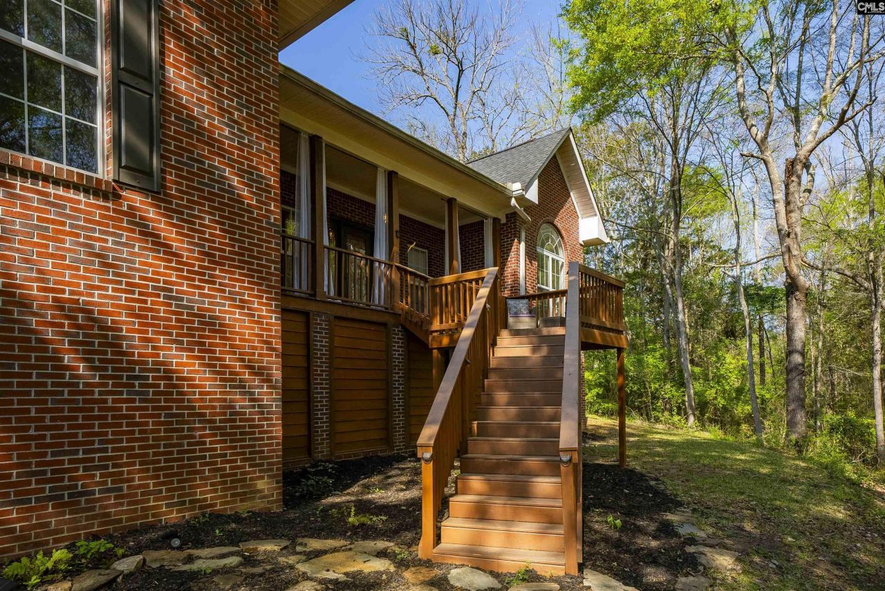 1310 Farming Creek Road  Photo 4