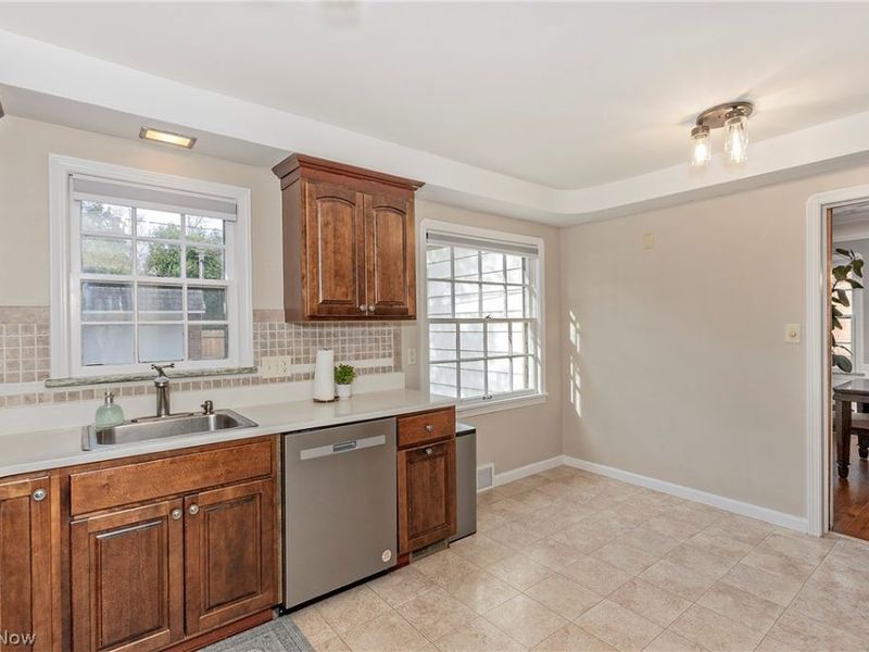 3874 Grenville Road , University Heights, OH 44118 Photo 19