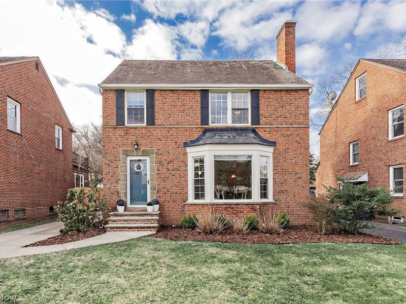 3874 Grenville Road , University Heights, OH 44118 Photo 2