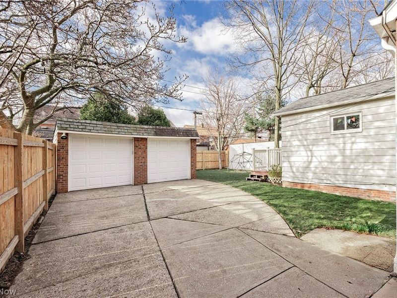 3874 Grenville Road , University Heights, OH 44118 Photo 46