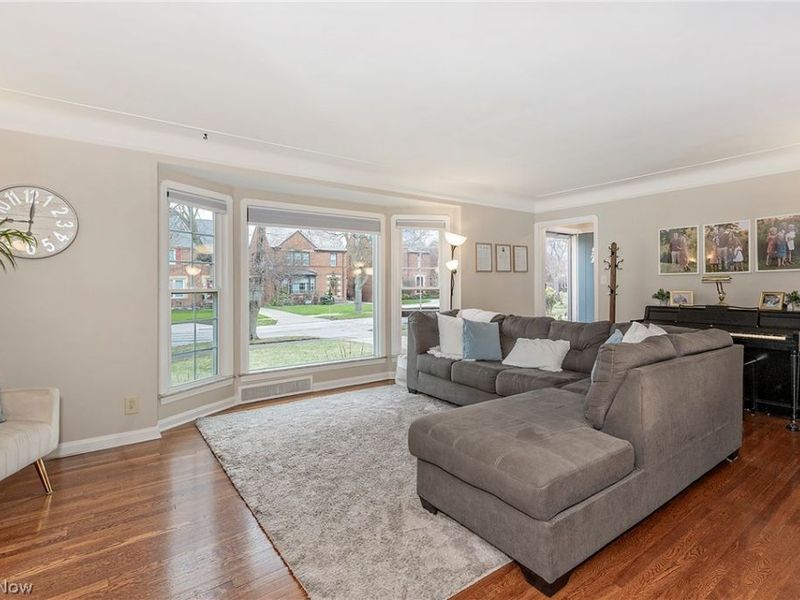 3874 Grenville Road , University Heights, OH 44118 Photo 8