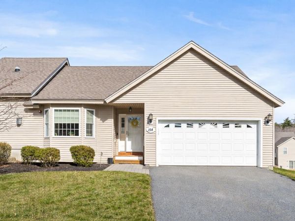 154 Hall Road, Fremont, NH 03044