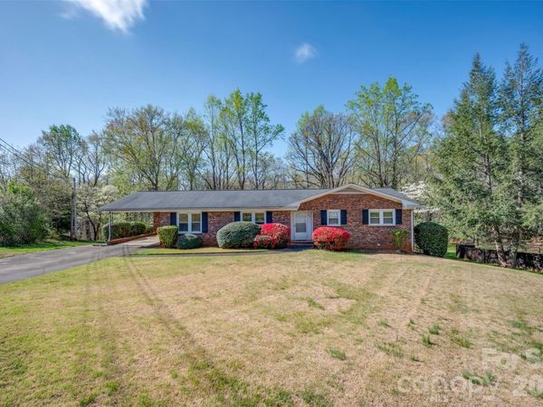 215 Windover Drive , Forest City, NC 28043
