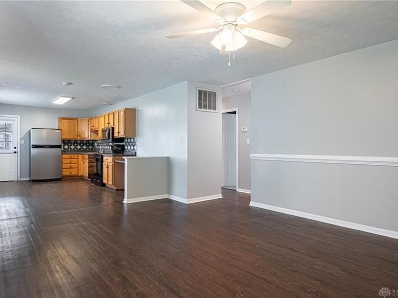 190 Cato Drive, Xenia, OH 45385 Photo 6