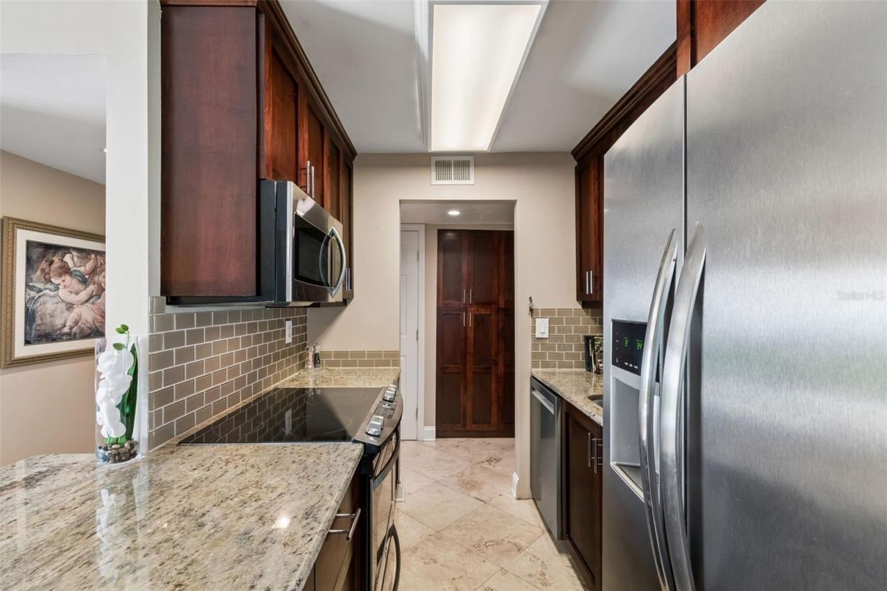 3325 Bayshore Boulevard, Unit A12, Tampa, FL 33629 Photo