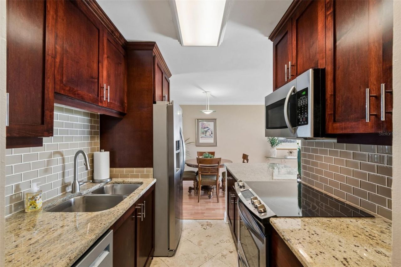 3325 Bayshore Boulevard, Unit A12, Tampa, FL 33629 Photo