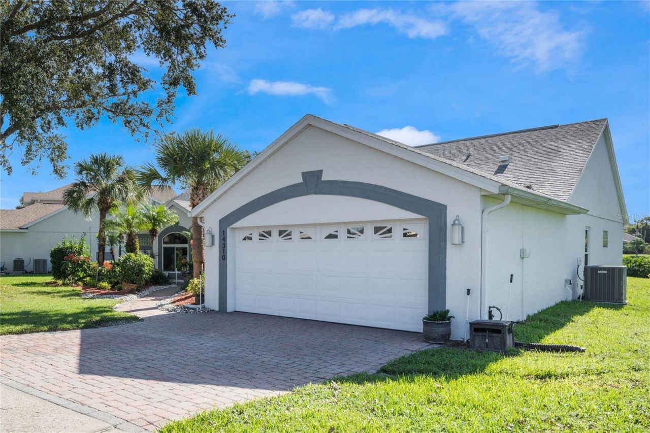 14310 Lord Barclay Drive, Orlando, FL 32837 Photo