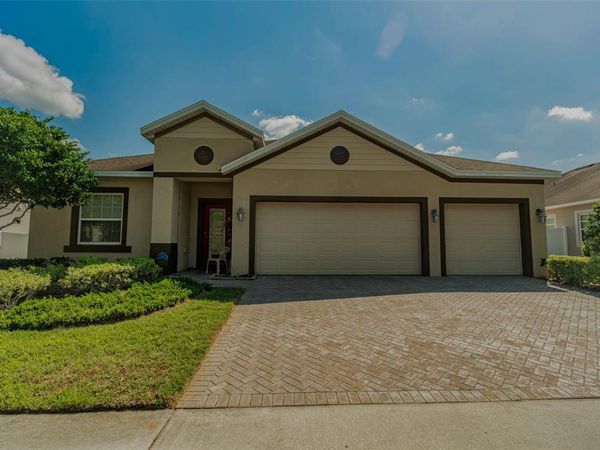 1517 BLUE GRASS BOULEVARD , DELAND, FL 32724