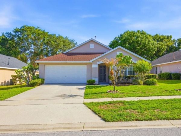 15702 BAY VISTA DRIVE , CLERMONT, FL 34714