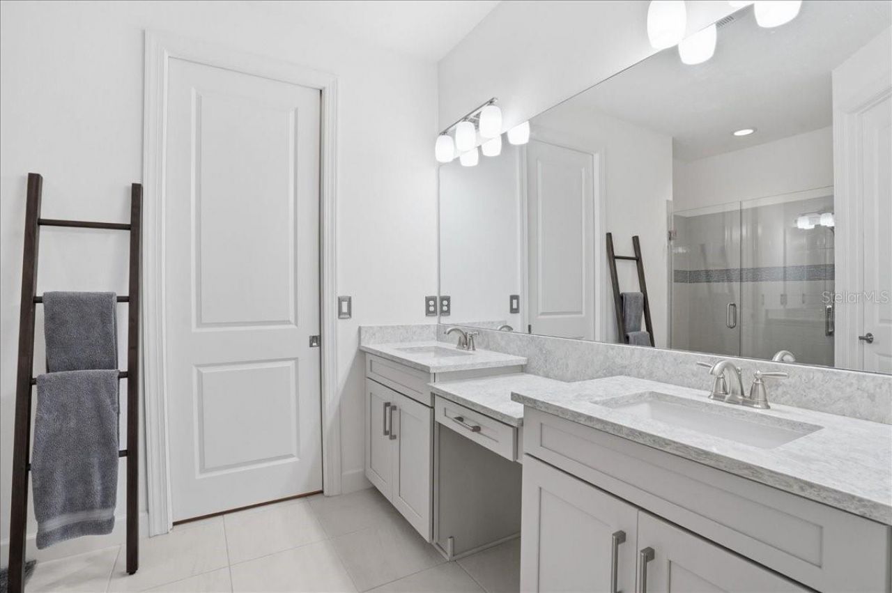 10225 Highland Park Place, Palmetto, FL 34221 Photo