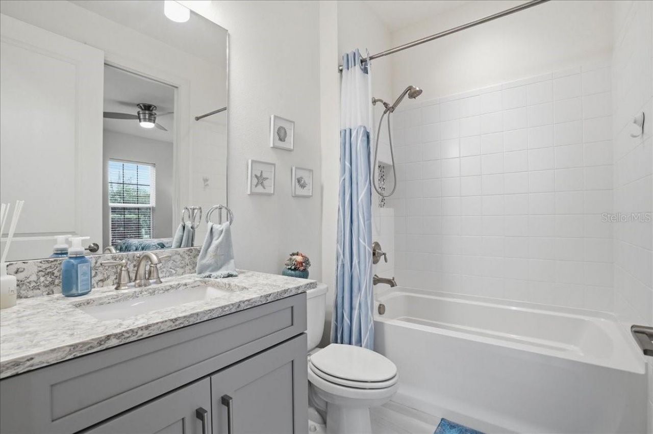 10225 Highland Park Place, Palmetto, FL 34221 Photo