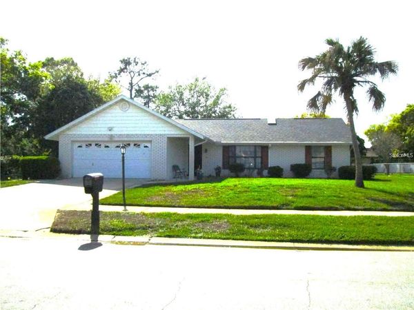 155 VILLAGE LANE , DAYTONA BEACH, FL 32119
