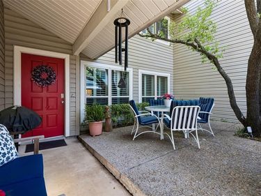 7450 Holly Hill Drive, Unit 124, Dallas, TX 75231