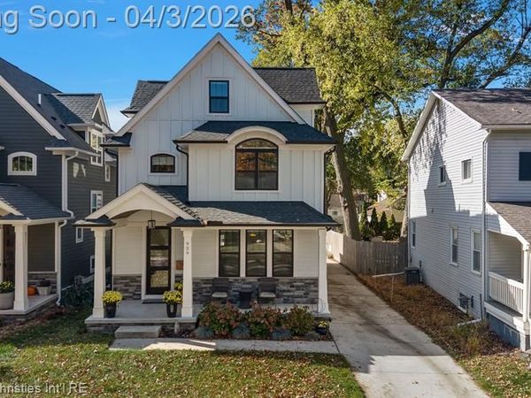 929 N Pleasant Street, Royal Oak, MI 48067