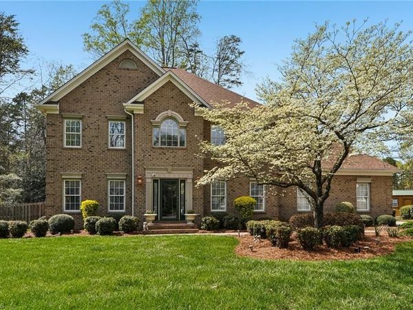 3833 Wesseck Drive , High Point, NC 27265