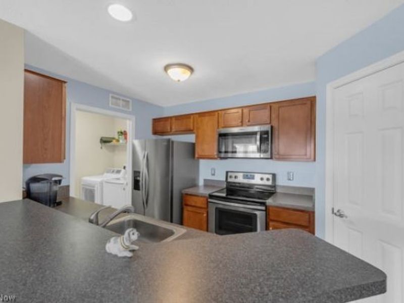 23004 Chandlers Lane , Unit 347, Olmsted Falls, OH 44138 Photo 10