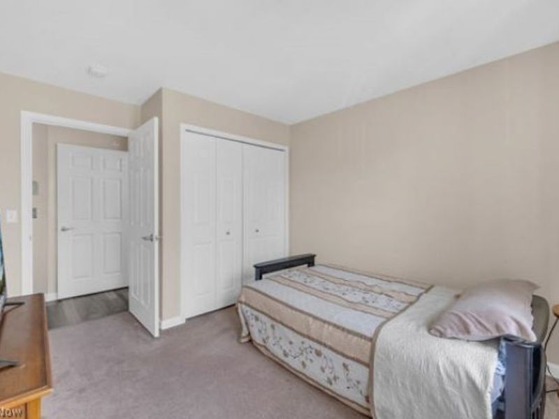 23004 Chandlers Lane , Unit 347, Olmsted Falls, OH 44138 Photo 17