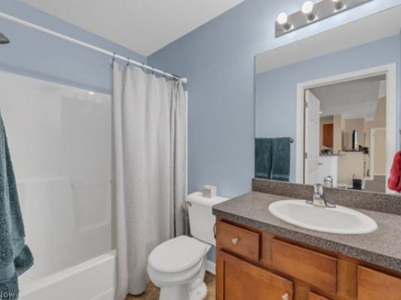 23004 Chandlers Lane , Unit 347, Olmsted Falls, OH 44138 Photo 18