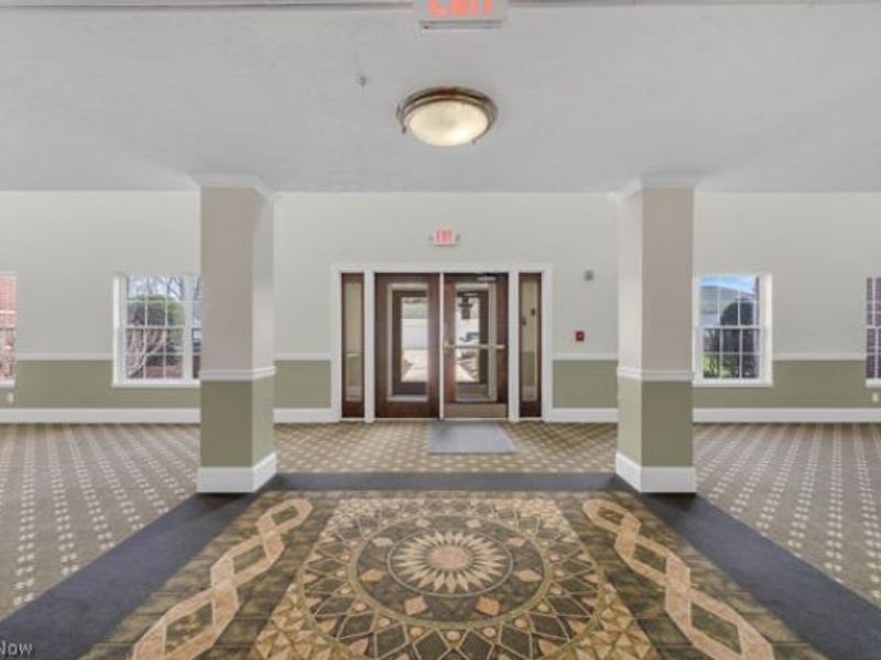 23004 Chandlers Lane , Unit 347, Olmsted Falls, OH 44138 Photo 2