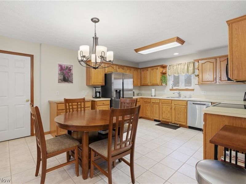 9433 Scottsdale Drive, Broadview Heights, OH 44147 Photo 13