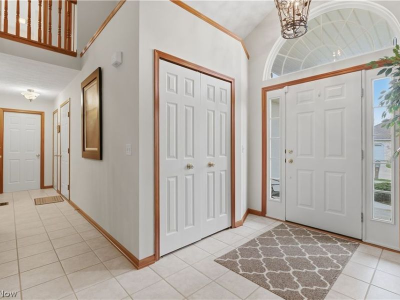 9433 Scottsdale Drive, Broadview Heights, OH 44147 Photo 4