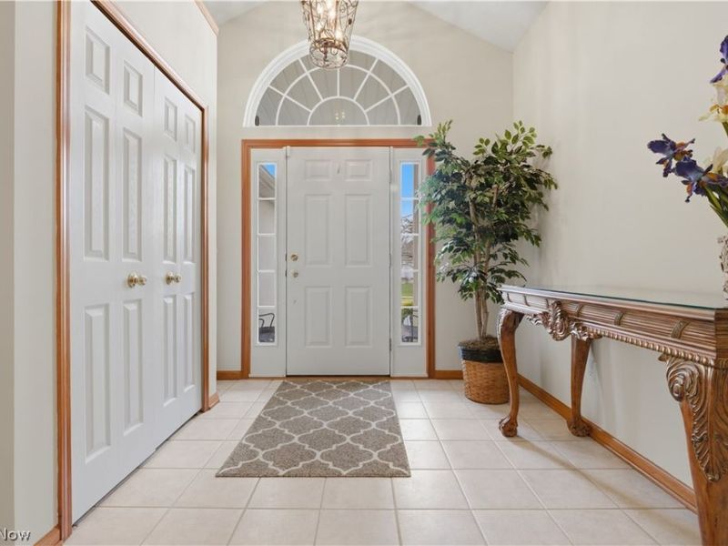 9433 Scottsdale Drive , Broadview Heights, OH 44147 Photo 5